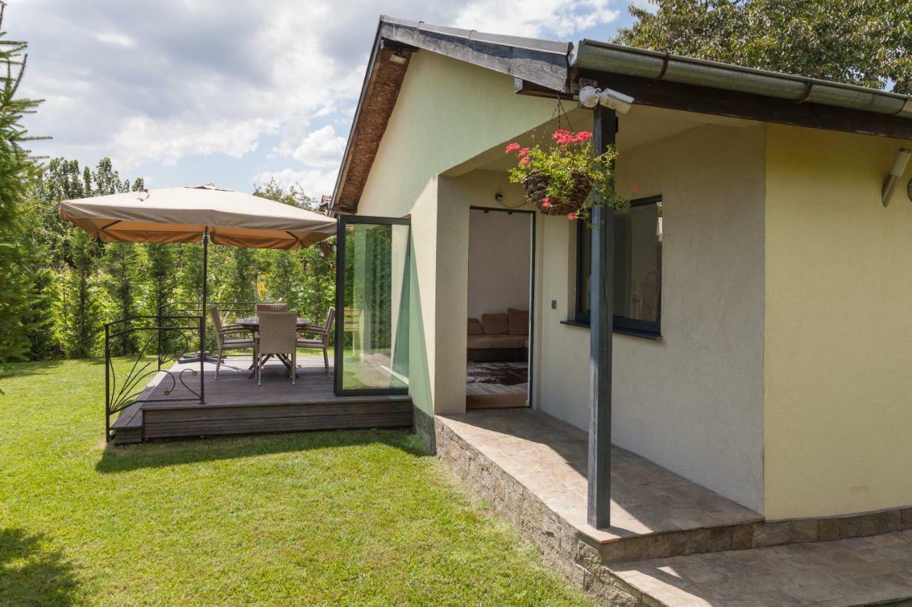 Cherry Tree Cottage Nisipurile de Aur Exterior foto